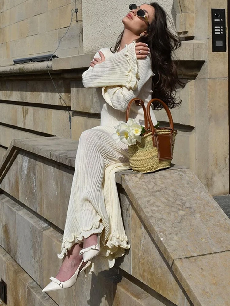 Janine - elegantes Strickkleid mit Rüschen