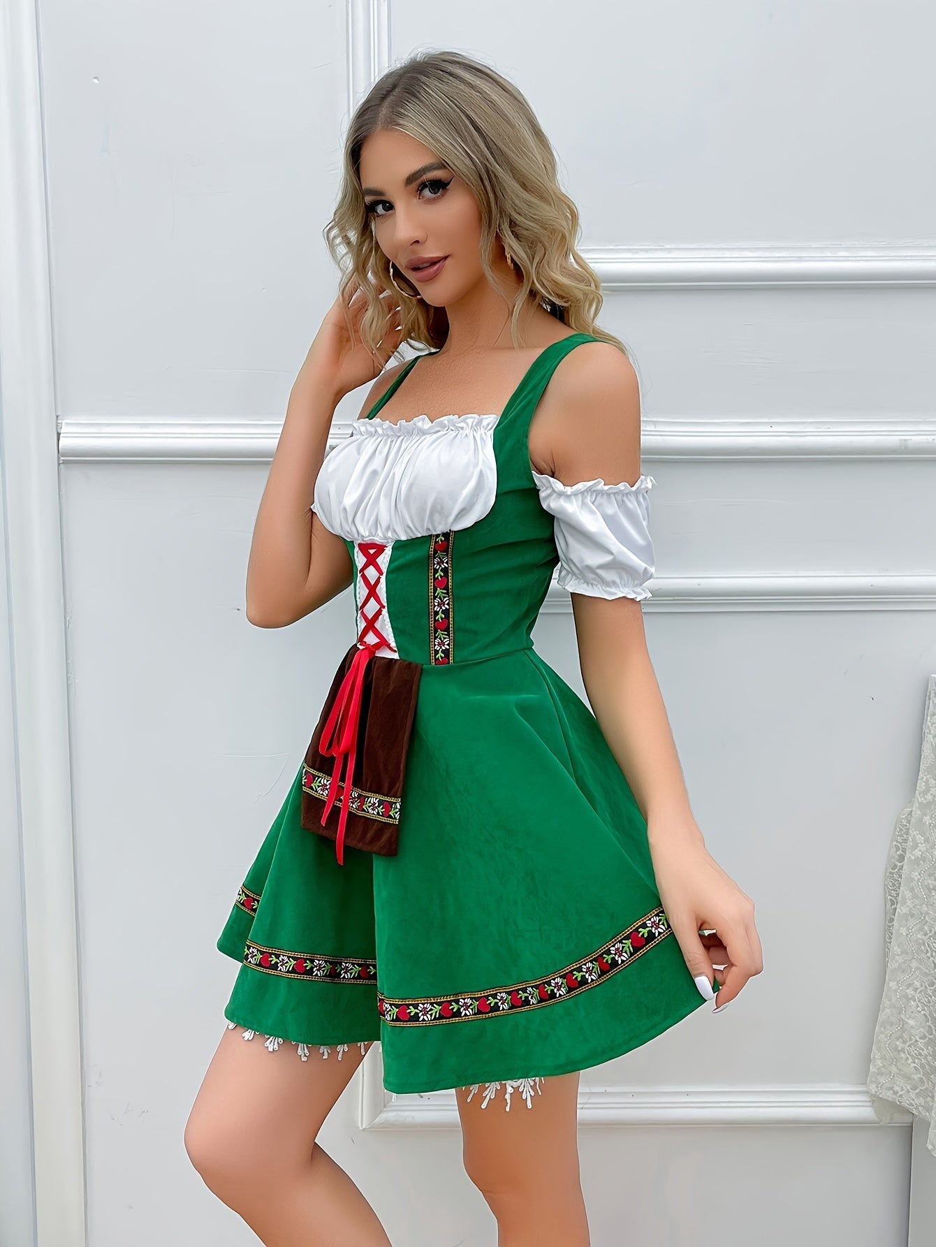 Grünes Oktoberfest Bierdirndlkleid für Damen